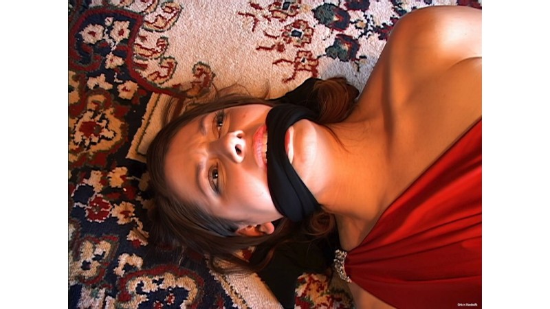 I Don't Mind The Way You Look At Me (MP4) - Beverly Bacci
